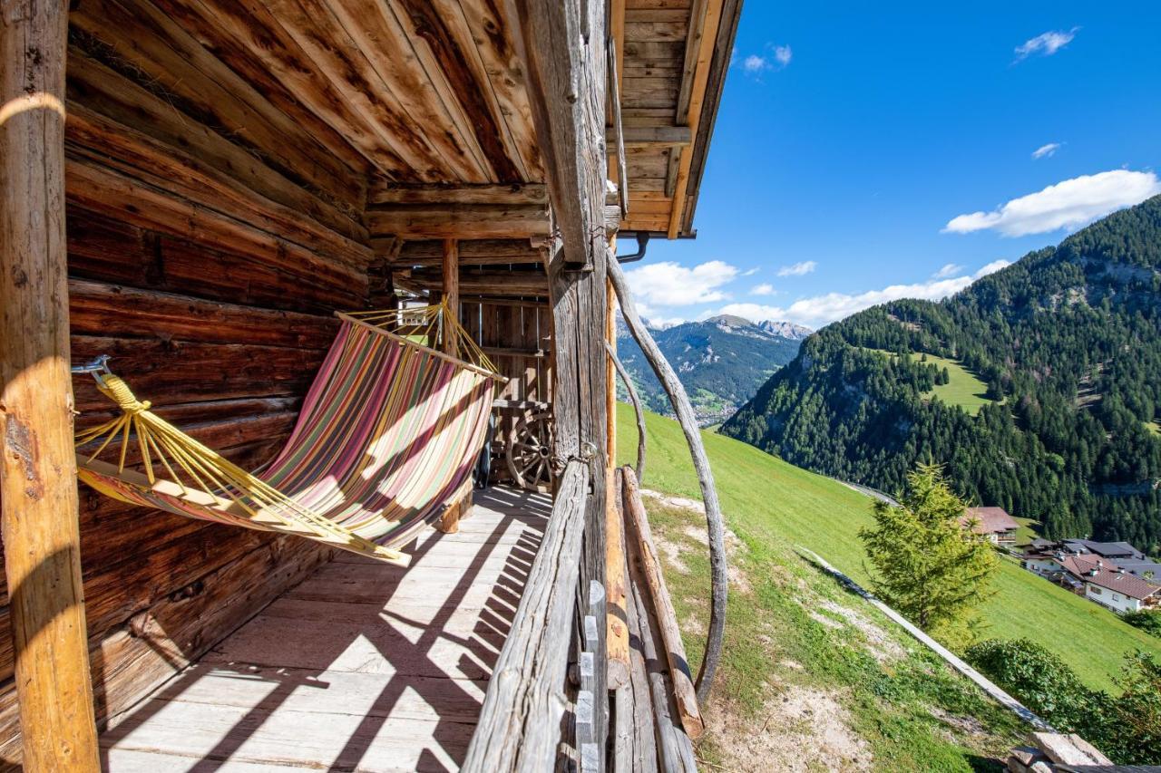 Agriturismo Apartments Tuene オルティゼーイ エクステリア 写真