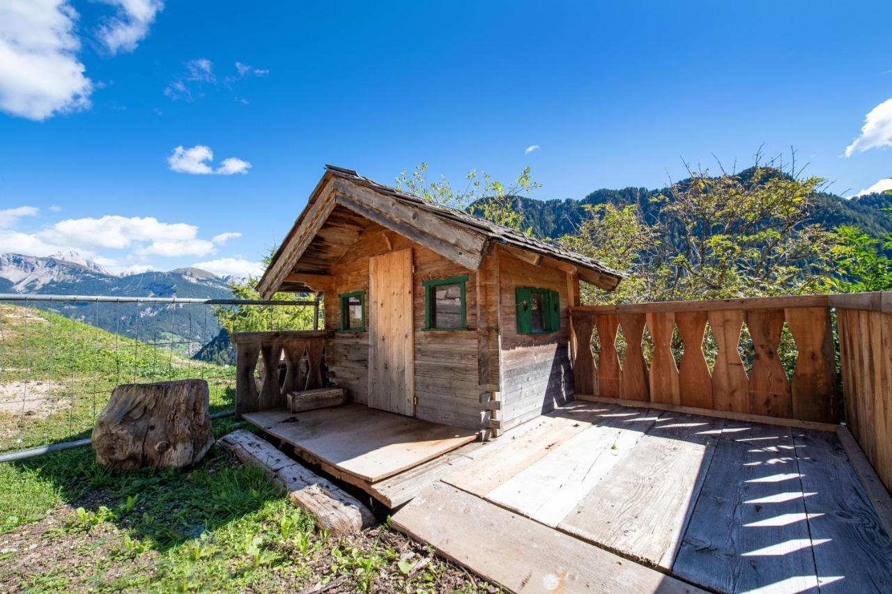 Agriturismo Apartments Tuene オルティゼーイ エクステリア 写真