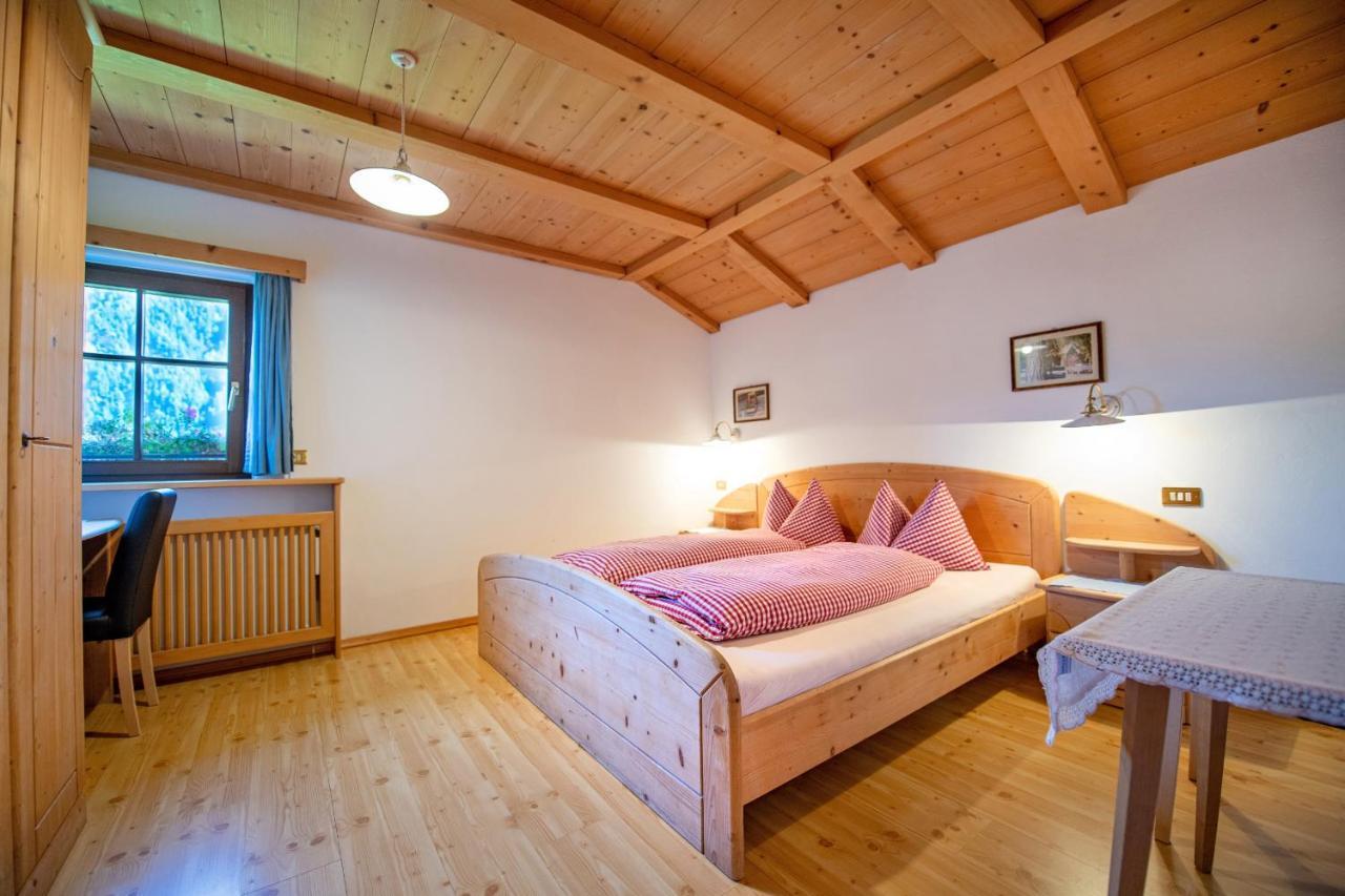 Agriturismo Apartments Tuene オルティゼーイ エクステリア 写真