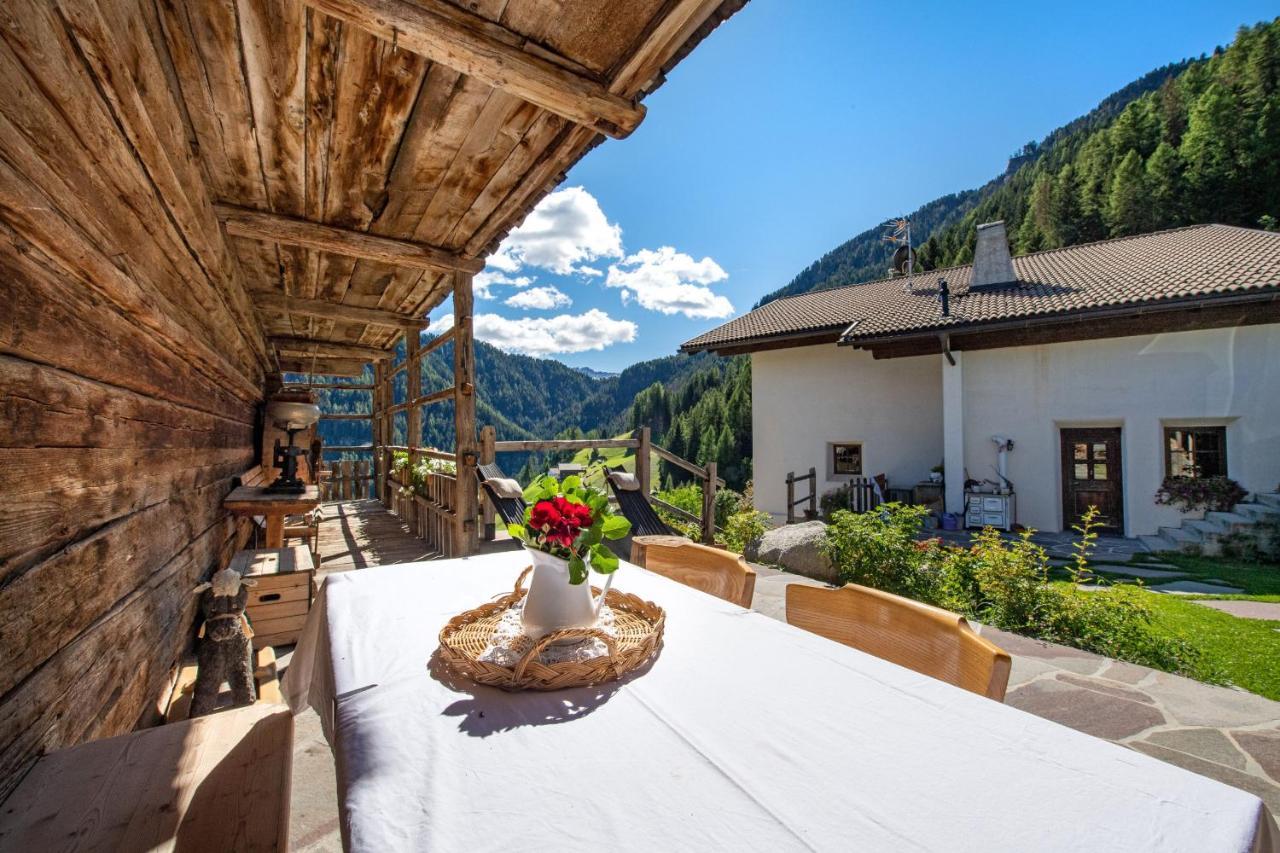 Agriturismo Apartments Tuene オルティゼーイ エクステリア 写真