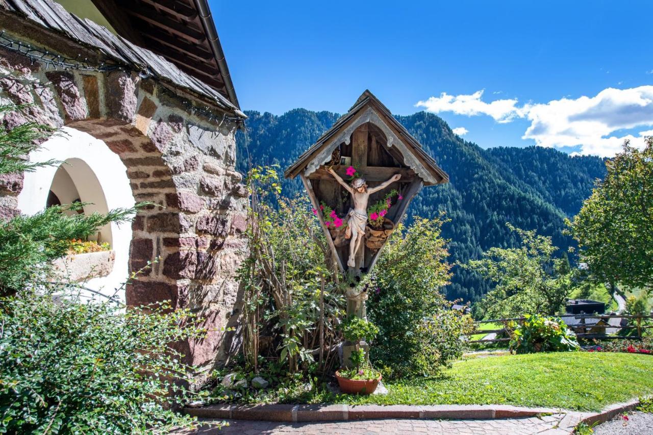 Agriturismo Apartments Tuene オルティゼーイ エクステリア 写真